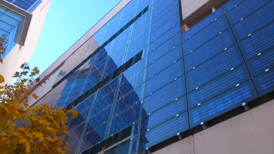 Photovoltaik-Installation als Planungsbeispiel für Bielefeld